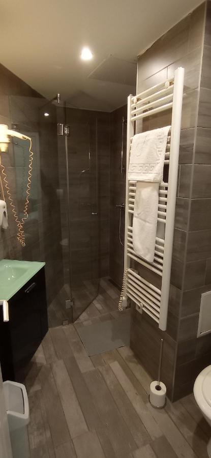 Osvat Apartments Будапеща Екстериор снимка
