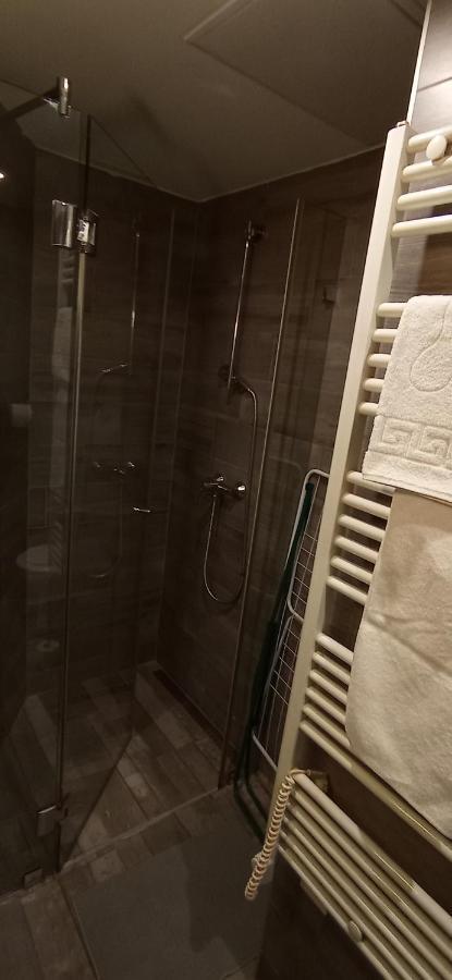 Osvat Apartments Будапеща Екстериор снимка